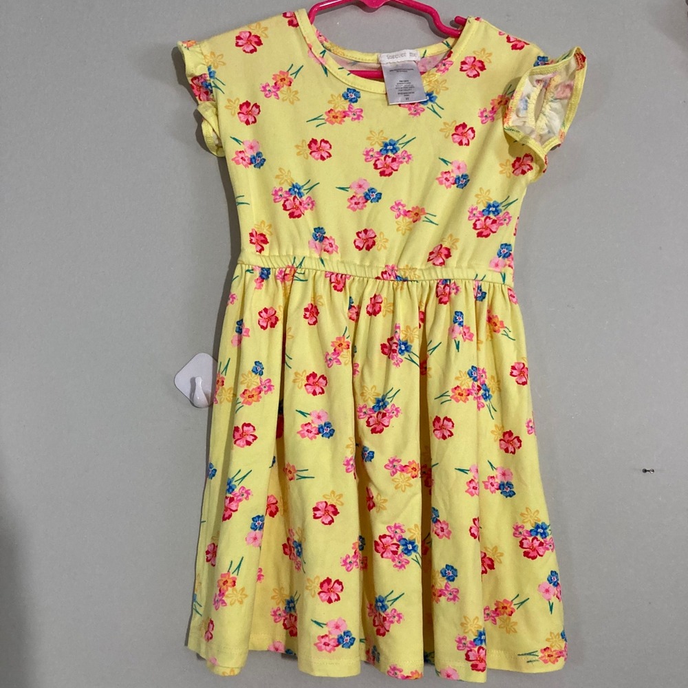 Forever Me Floral Dress Toddler Girls 3T Yellow flutter Sleeve